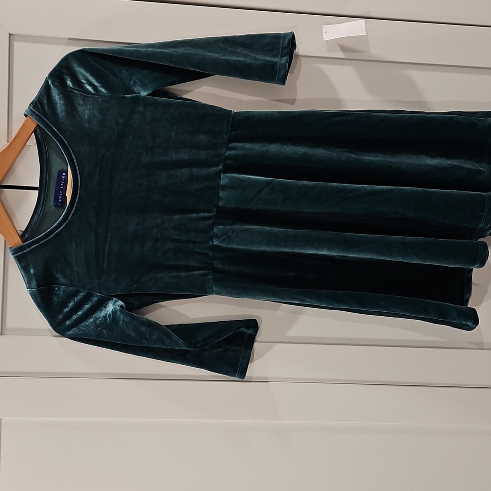 Simply Styled Green Velvet Girls Dress